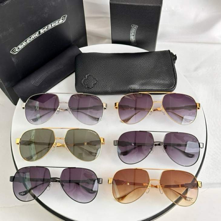 Picture of Chrome Hearts Sunglasses _SKUfw76720215fw
